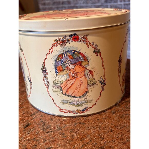 Vintage Louise Themed Tin Little Girl Pastel 7.5” x 5.5” - Picture 2 of 7